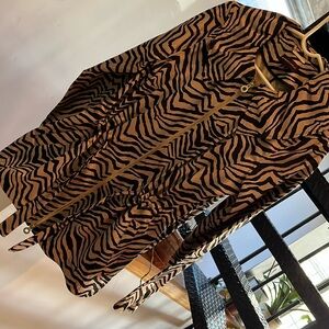 Dana Buchan tan zebra trench with belted waist size L animal print